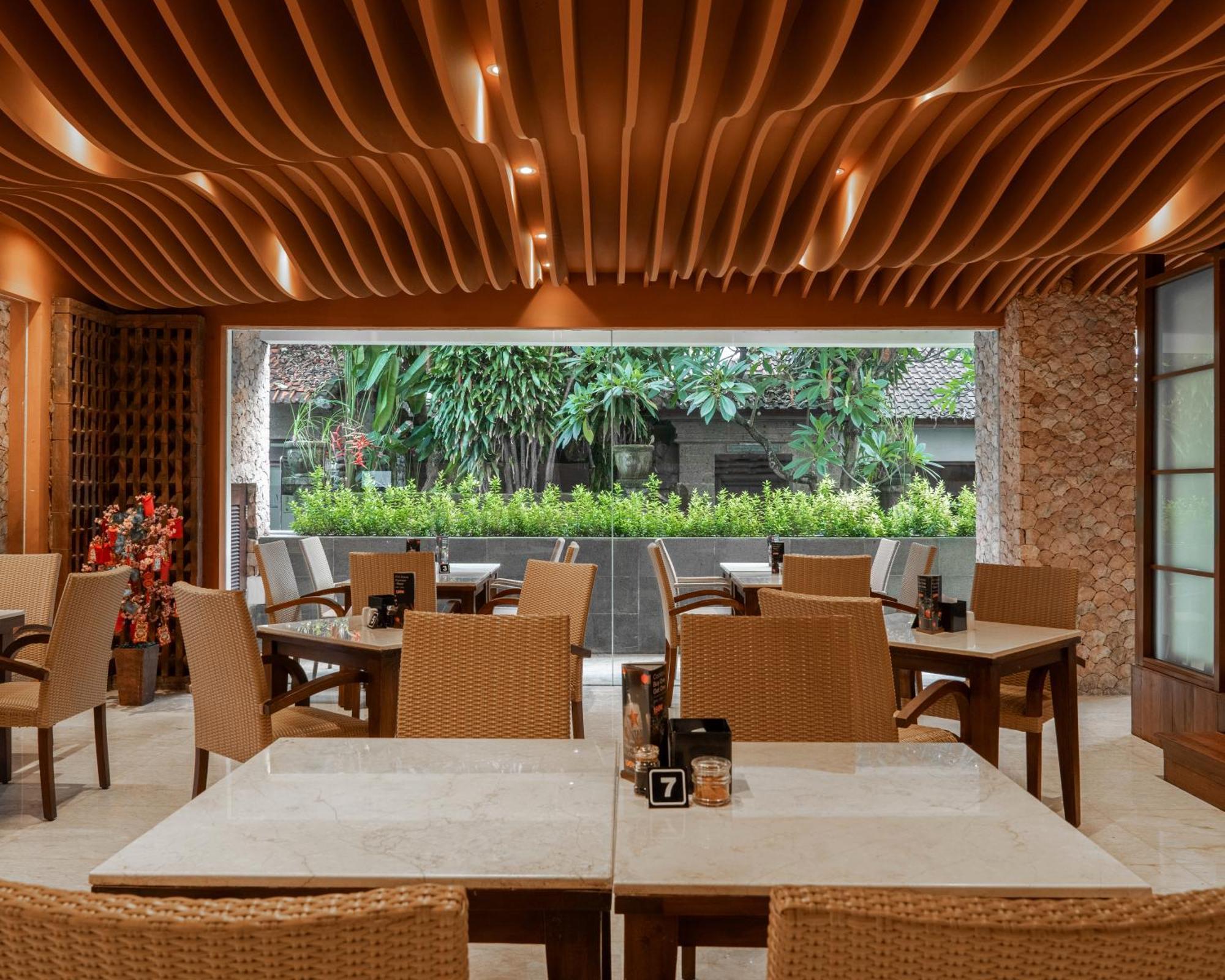 Kuta Angel Hotel Exterior foto